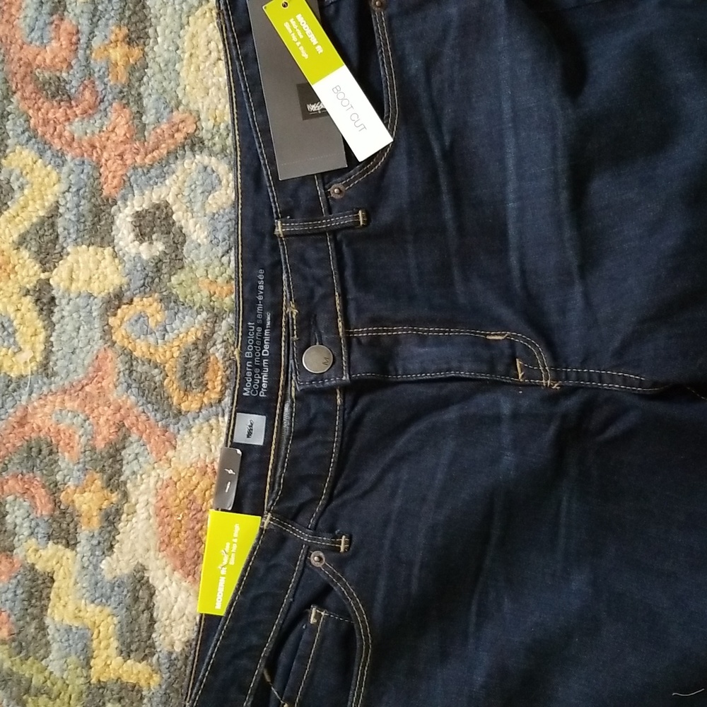 Mossimo Jeans - Picture 3 of 4